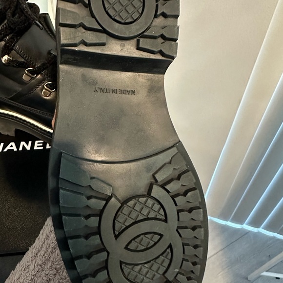 Chanel boots - Picture 5 of 6